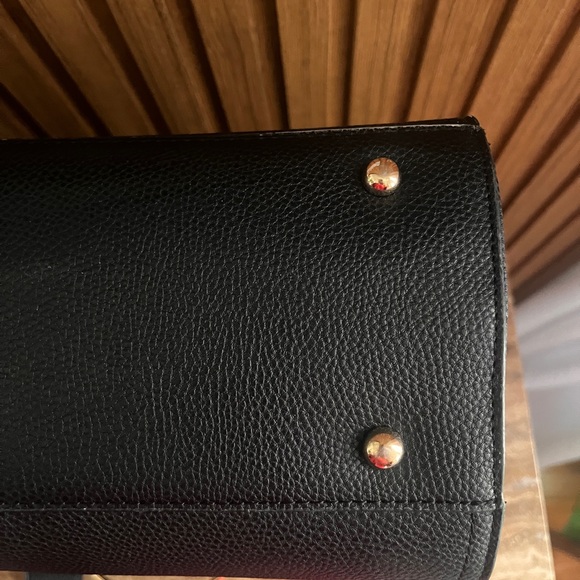 Bebe Los Ángeles Leather handbag, Purse, Black Gold Hooks, tassels Adjustable - Picture 14 of 16